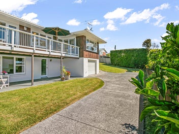 2/1 Purchas Road, Hauraki, Auckland