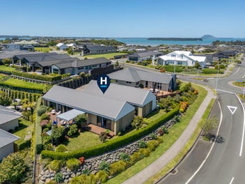 3 Goldstone Place, Omokoroa, Omokoroa