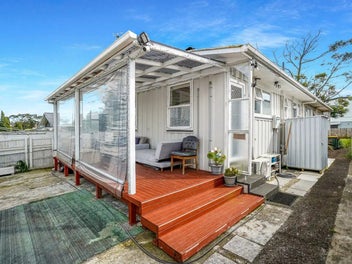 1/17 Browns Road, Manurewa, Auckland