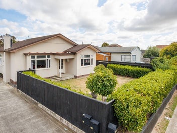 36 Wood Street, Takaro, Palmerston North