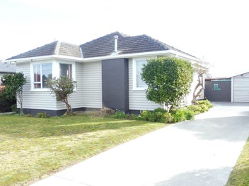 25 Vancouver Crescent, Wainoni, Christchurch
