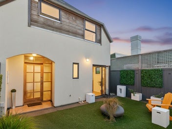 2D Hatton Street, Karori, Wellington