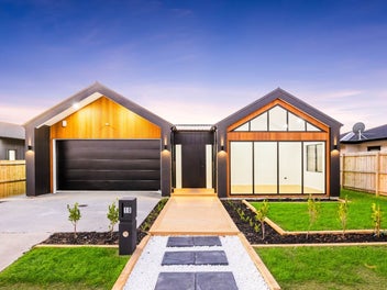 10 Gertrude Cole Road, Clarks Beach, Clarks Beach