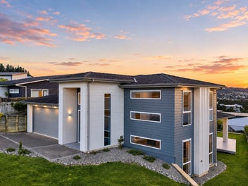 60 Endeavour Drive, Whitby, Porirua