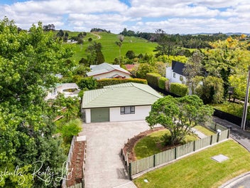 13A Whaka Street, Maungaturoto, Maungaturoto