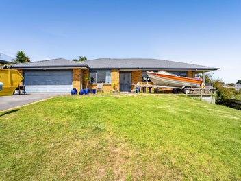8 Horizon Heights, Whalers Gate, New Plymouth