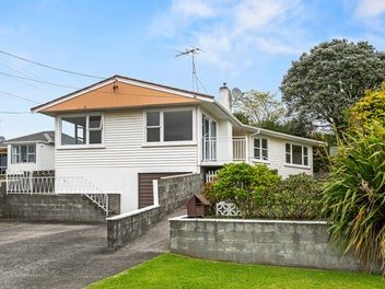 188 Ngamotu Road, Spotswood, New Plymouth