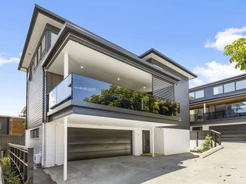 10B Montrose Terrace, Mairangi Bay, Auckland
