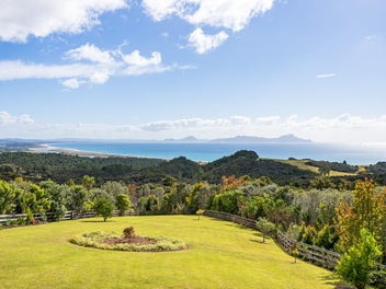292 Cullen Road, Waipu, Waipu