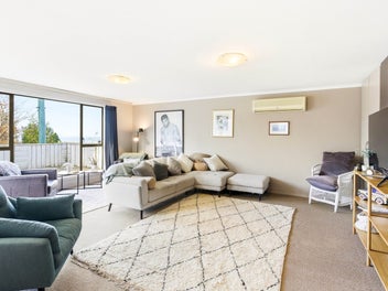42 Lawrence Street, Mornington, Dunedin