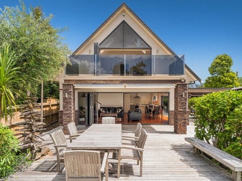 230 Waimaire Avenue, Matarangi, Whitianga