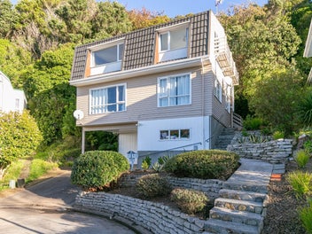 76B Collier Avenue, Karori, Wellington