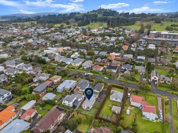 11A Kawau Road, Greenlane, Auckland