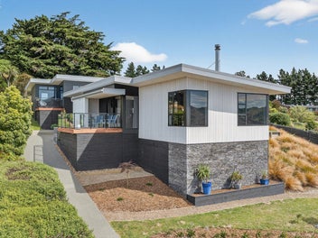 106 Bayview Road, Charteris Bay, Lyttelton