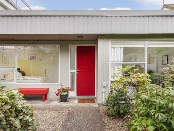 2/73 Ngatiawa Street, Onehunga, Auckland