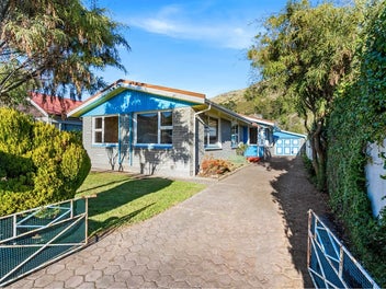 30 Whitfield Street, Sumner, Christchurch