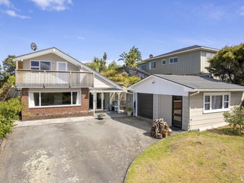 18 Robert Mckeen Street, Otaki Beach, Otaki