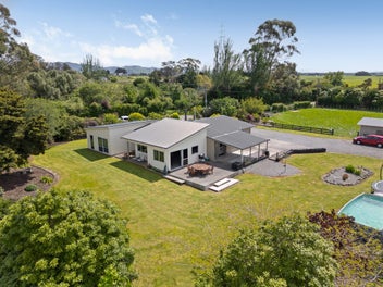 11 Johnsons Road, Parkvale