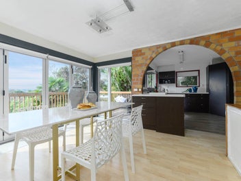 2/12 Willis Street, Torbay, Auckland