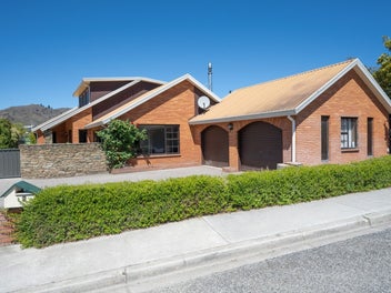 5 Hart Place, Bridge Hill, Alexandra