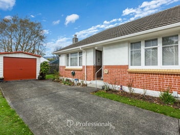 46 Pine Avenue, Upper Hutt Central, Upper Hutt