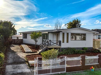 4 Burlington Place, Manurewa, Auckland