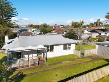 81 Crawford Avenue, Mangere Bridge, Auckland