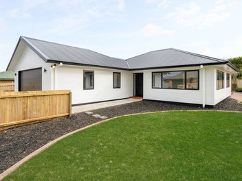 8 Dorchester Place, Nawton, Hamilton