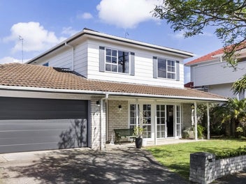 1/34 Princes Street, Northcote Point, Auckland