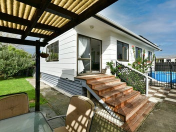 18A Parakai Avenue, Parakai, Helensville