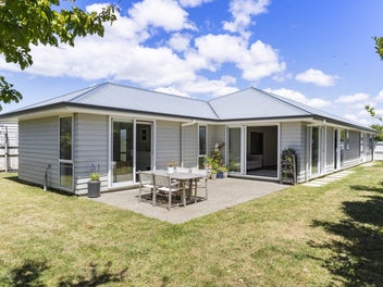 5 Jessie Rise, Riverhead, Riverhead
