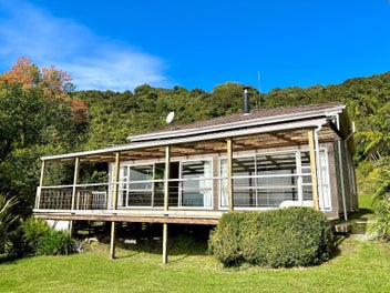 16 Moss Street, Greymouth, Greymouth