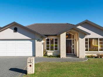 6 Banshire Close, Flat Bush, Auckland