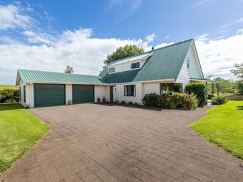 413 Main Road, URENUI