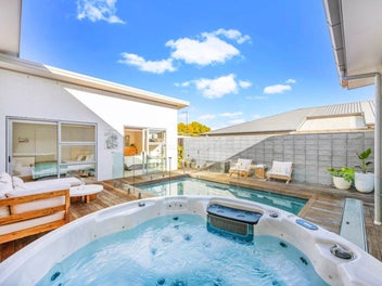 36 Doidge Street, Beachlands, Auckland