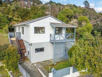 7 Jasper Grove, Birchville, Upper Hutt