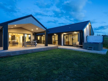 3 Castlebridge Lane, Palmerston North