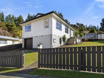 21 Newburn Grove, Wainuiomata, Lower Hutt