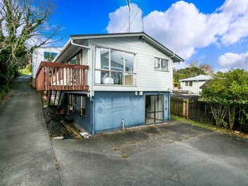 1 Alexander Avenue, Torbay, Auckland