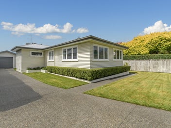 32 Hinewa Road, Otumoetai, Tauranga