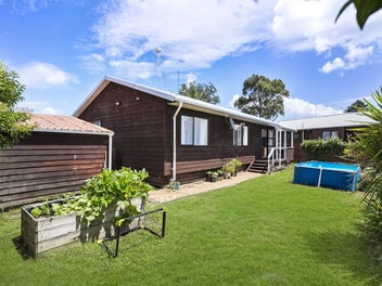 11/390 West Coast Road, Glen Eden, Auckland