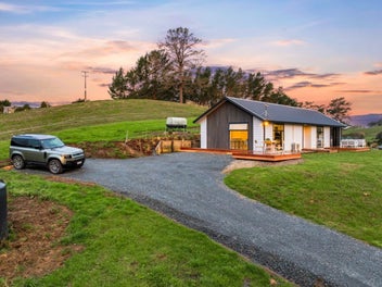 325 Hepburn Creek Road, Warkworth, Warkworth