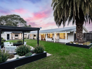 18A Colligan Street, Upper Riccarton, Christchurch