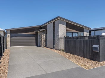 10 Lussa Close, Broomfield, Christchurch