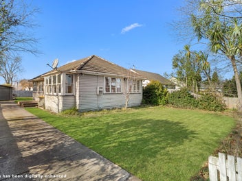 8 Ballantyne Avenue, Upper Riccarton, Christchurch