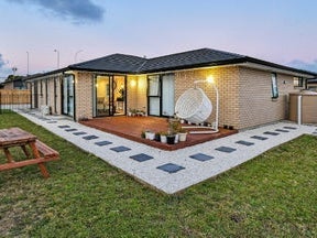 21 Dumas Place, Rosehill, Papakura