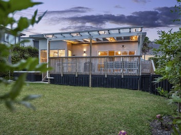 1/19 Montgomery Avenue, Belmont, Auckland