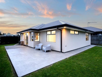 12 Shortland Street, Wainoni, Christchurch