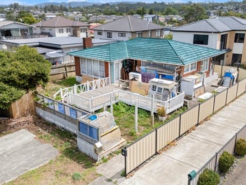 6 Vanguard Road, Kelston, Auckland