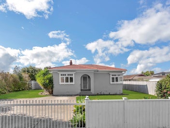 64 Huia Road, Papatoetoe, Auckland